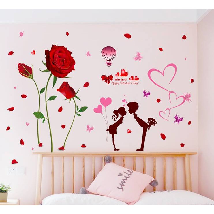 Decal dán tường Hoa Hồng và cặp đôi Paris