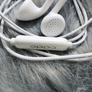 Tai nghe Oppo R9