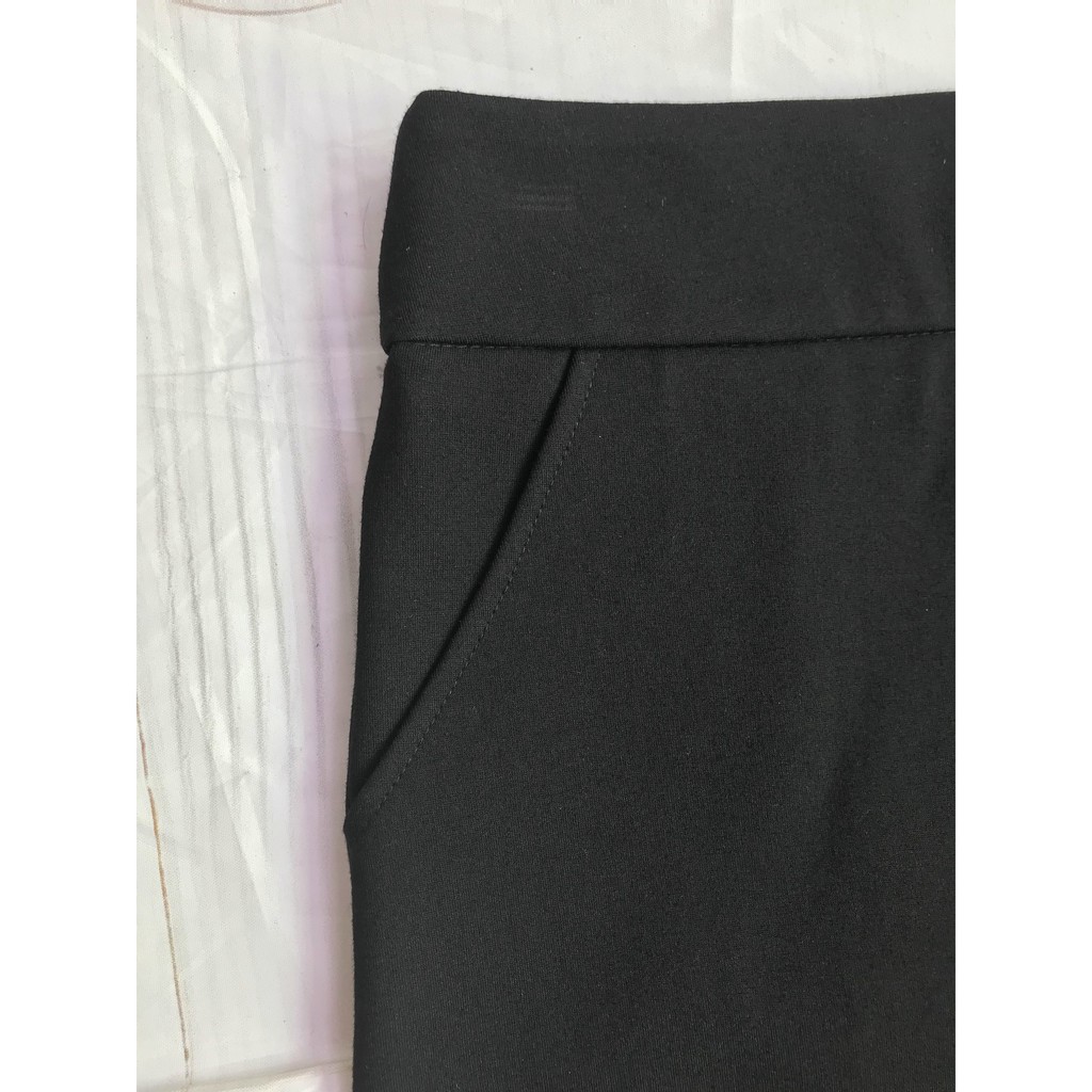 [GIÁ CỰC SỐC CHỈ HÔM NAY] Chân váy nữ công sở dáng bút chì xẻ sau vải thun có túi 2 bên màu đen CVTD002 | BigBuy360 - bigbuy360.vn