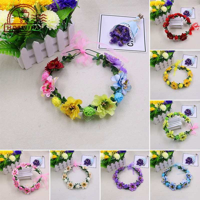 Vòng hoa đội đầu cô dâu xinh xắn