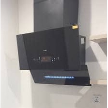 Hút mùi Sevilla 70K3 / Hút mùi kính vát - Cảm ứng vẫy tay - Bảo hành chính hãng 2 năm