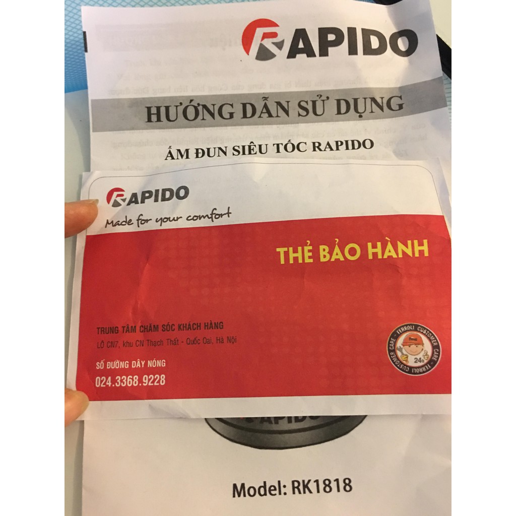 Ấm siêu tốc thủy tinh Rapido RK1818, thiết kế đẹp tinh tế, công suát lớn nhanh sôi, bảo hành chính hãng 6 tháng