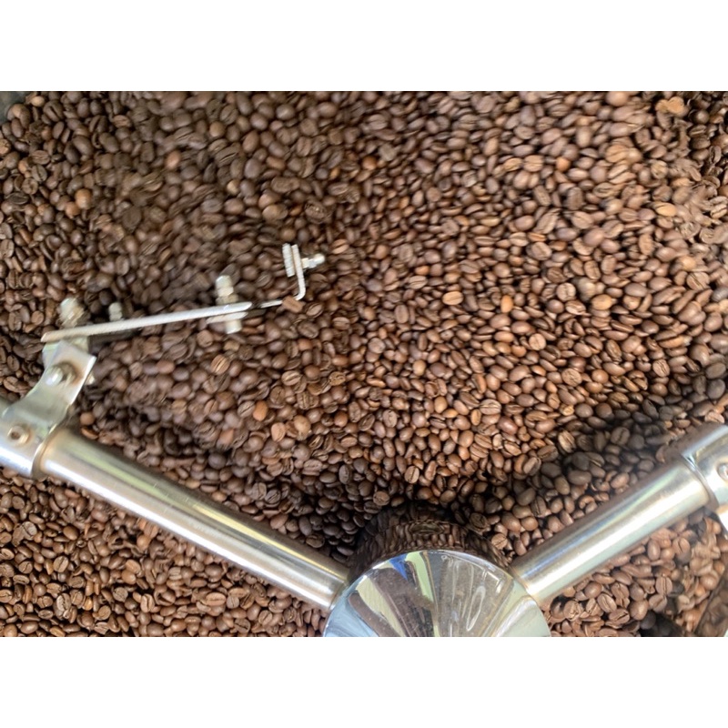 Cà phê nguyên chất Robusta đánh bóng nguồn Daklak - Túi 500gr | BigBuy360 - bigbuy360.vn