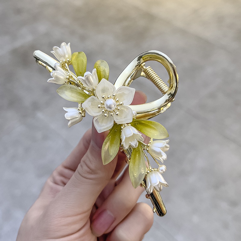 Kẹp Tóc Hình Hoa Lily Đính Ngọc Trai Thời Trang Cổ Điển