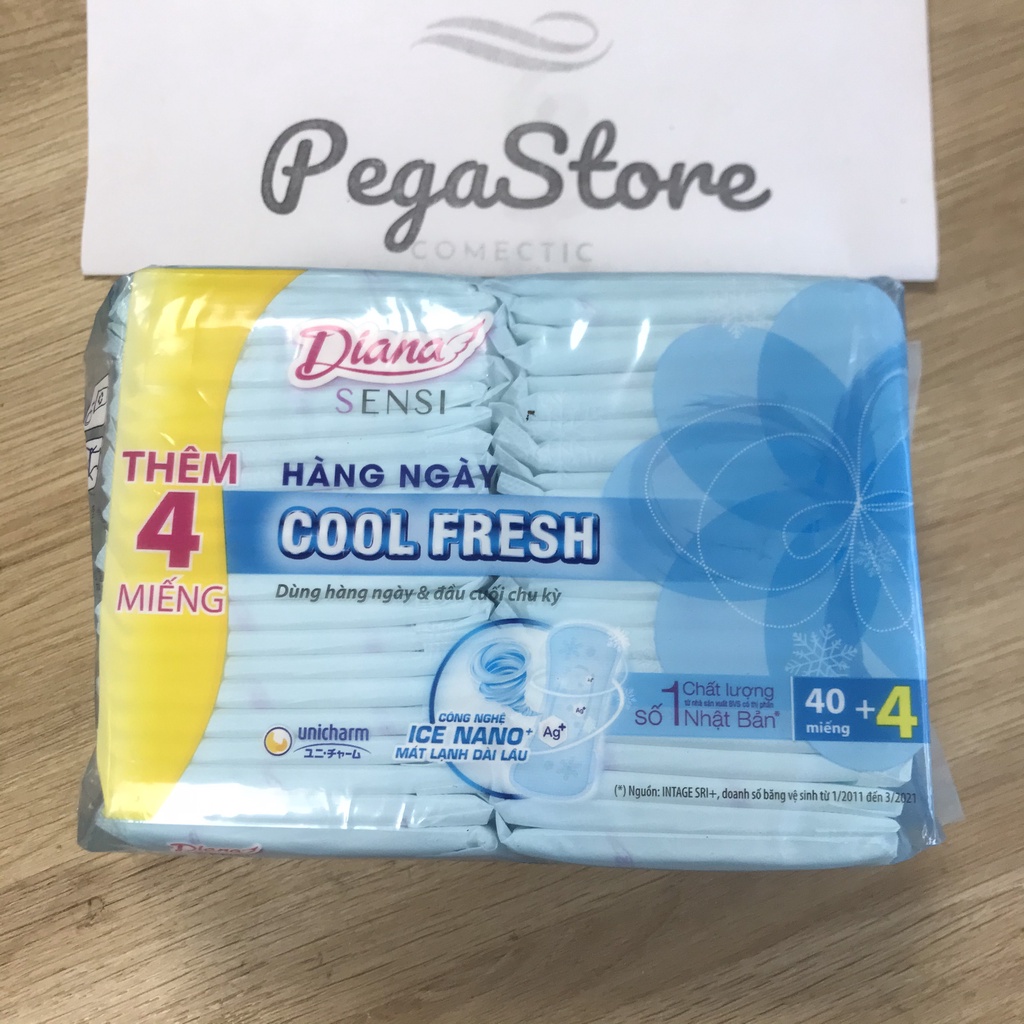 BVS hàng ngày DIANA Sensi Cool Fresh - băng vệ sinh diana 40 Miếng /1 gói Xanh Dương