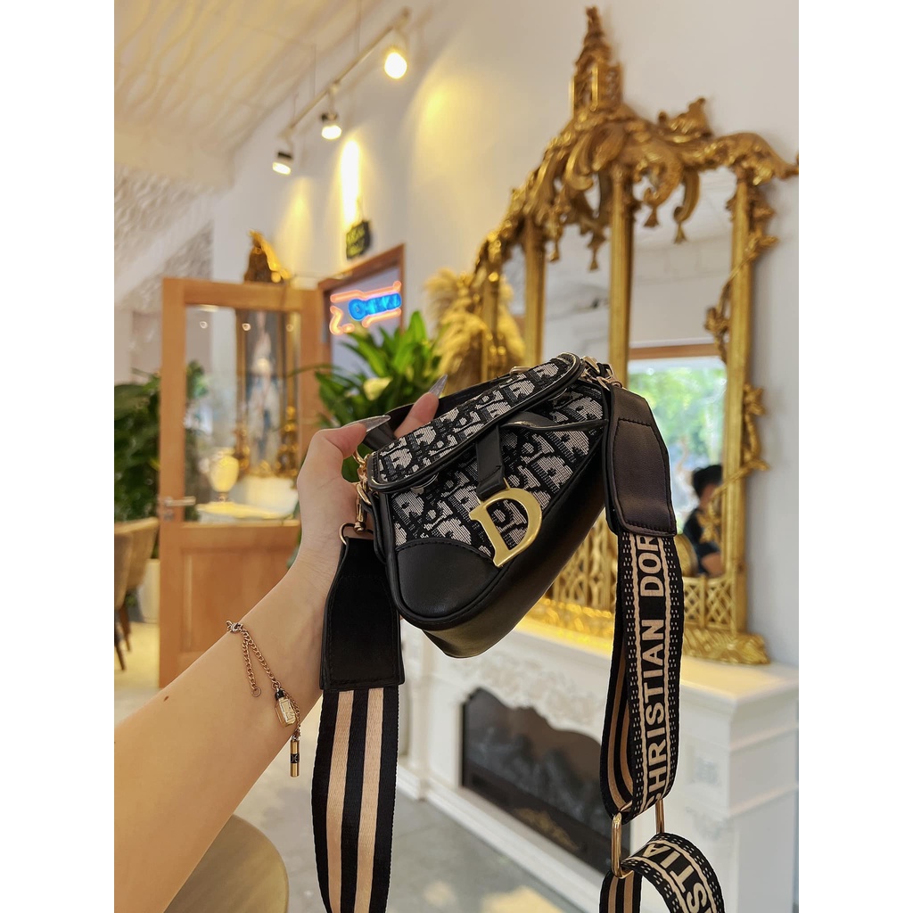 TÚI D.R YÊN NGỰA MINI