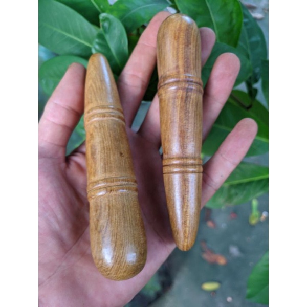 Mẫu truyền thống dụng cụ mát xa day ấn bấm huyệt đạo chân tay lưng toàn thân cây đùi gỗ thơm