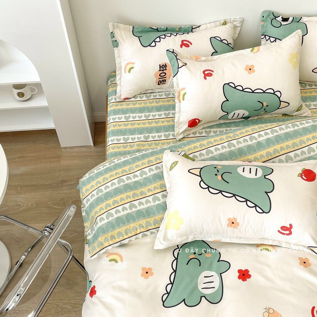 BỘ CHĂN GA GỐI POLY COTTON HỌA TIẾT KHỦNG LONG CÀ CHUA CỰC XINH, DRAP GIƯỜNG ĐẸP MOCHI HOUSE