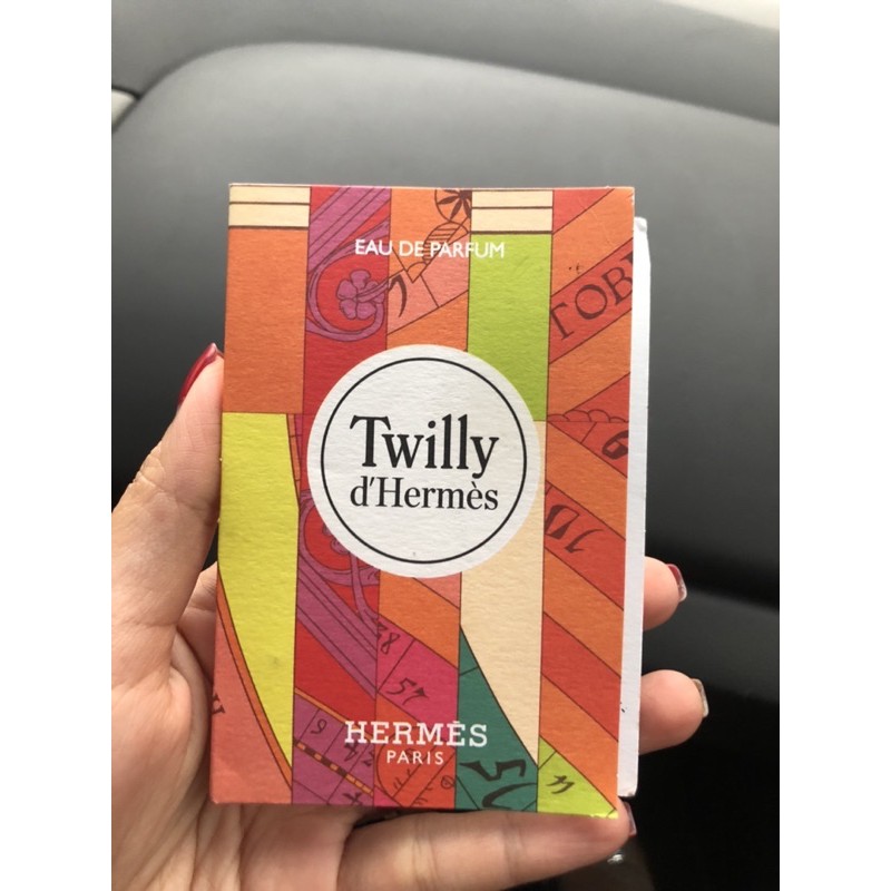 Nước hoa HERMES TWILLY 2ml dạng ống xịt | BigBuy360 - bigbuy360.vn