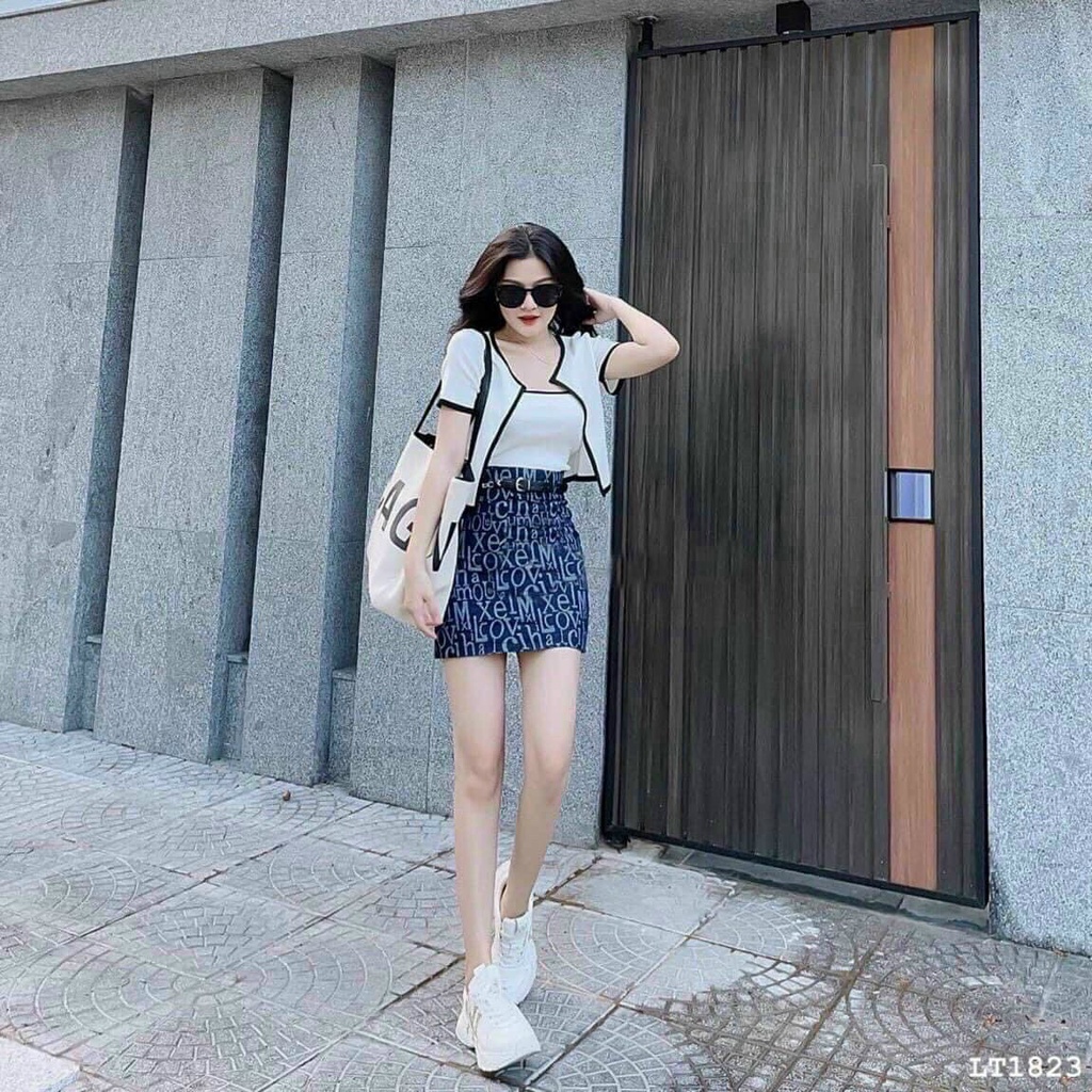 Sét bộ 3 món áo thun trong kèm áo khoác tay ngắn phối viền mix chân váy họa tiết chữ siêu hot