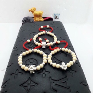 Vòng dâu tằm con giáp bạc