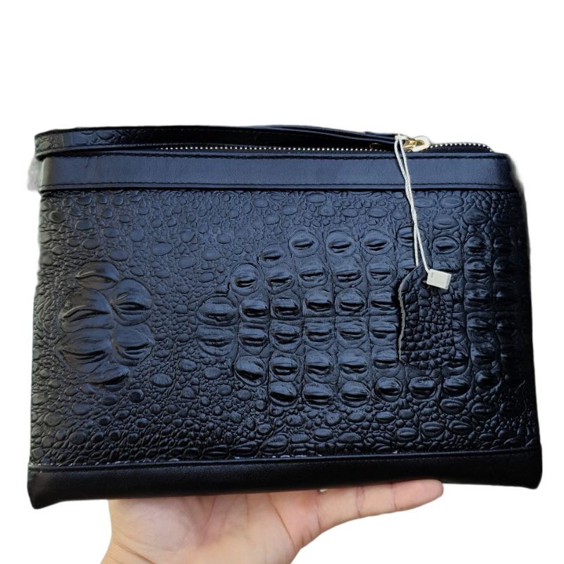 Ví cầm tay Clutch nam cao cấp da bò vân cá sấu màu Đen kích thước (24x17cm)