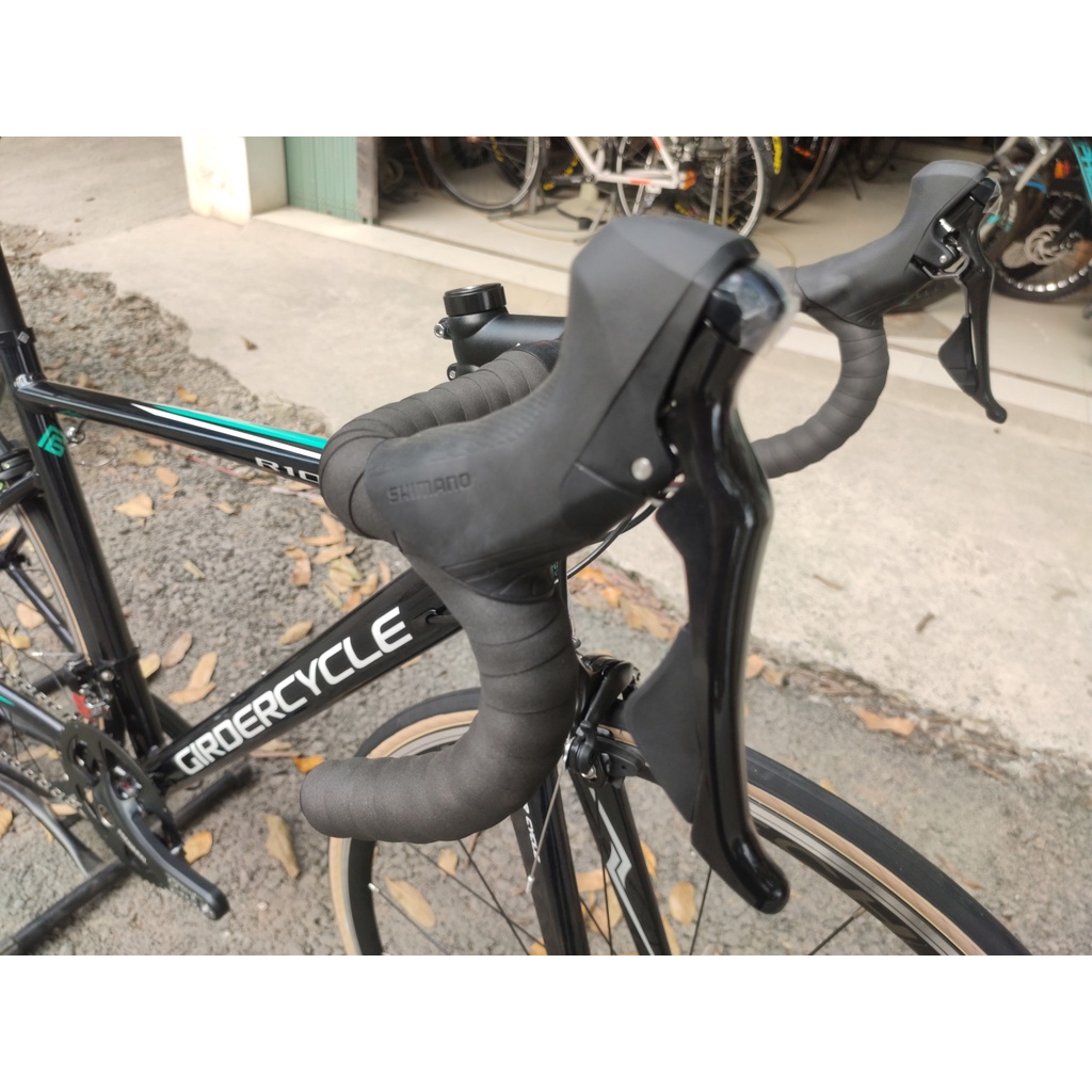 Xe đạp đua GIRDERCYCLE R100, Khung nhôm cao cấp, Bộ đề Shimano 105 R7000, Xe mới 100%, Bảo hành 1 năm