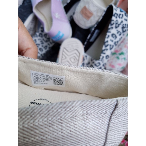 Giày vải TOMS xuất xịn