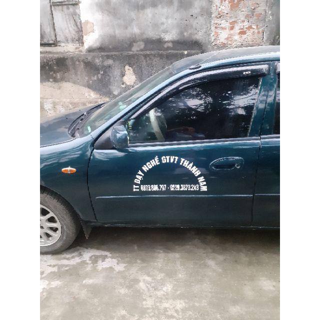 Vè che mưa nhựa đen xe Ford Laser , mazda 323 - Giá 1 bộ