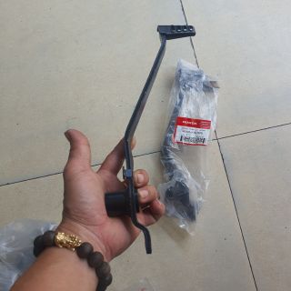 Cần đạp thắng xe sonic