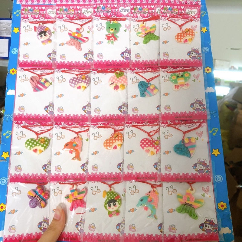 Vỉ 20 bộ dây chuyền đeo cổ -trang sức đồ chơi cho bé