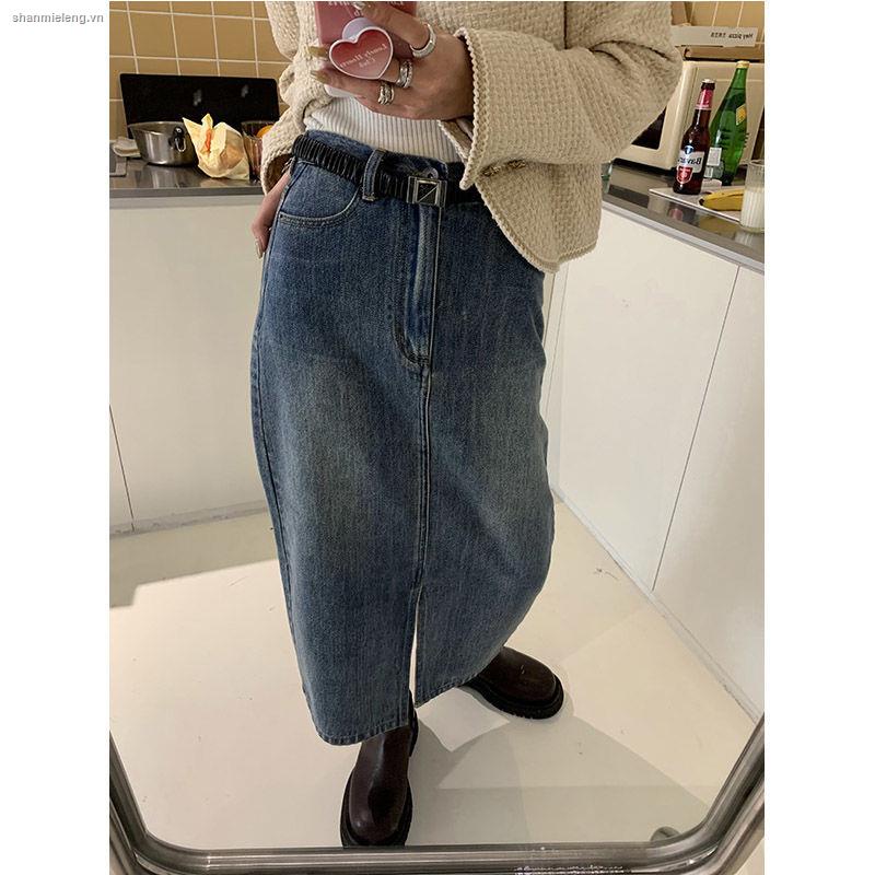 mylittlebanana 21FW / &quot;Chân váy jean thêu chữ thập có đường xẻ