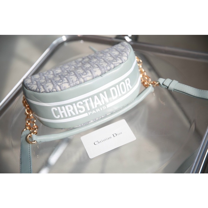 Túi Dior Bobby 2022