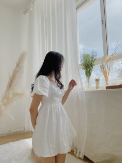 Đầm tay phồng tùng bí