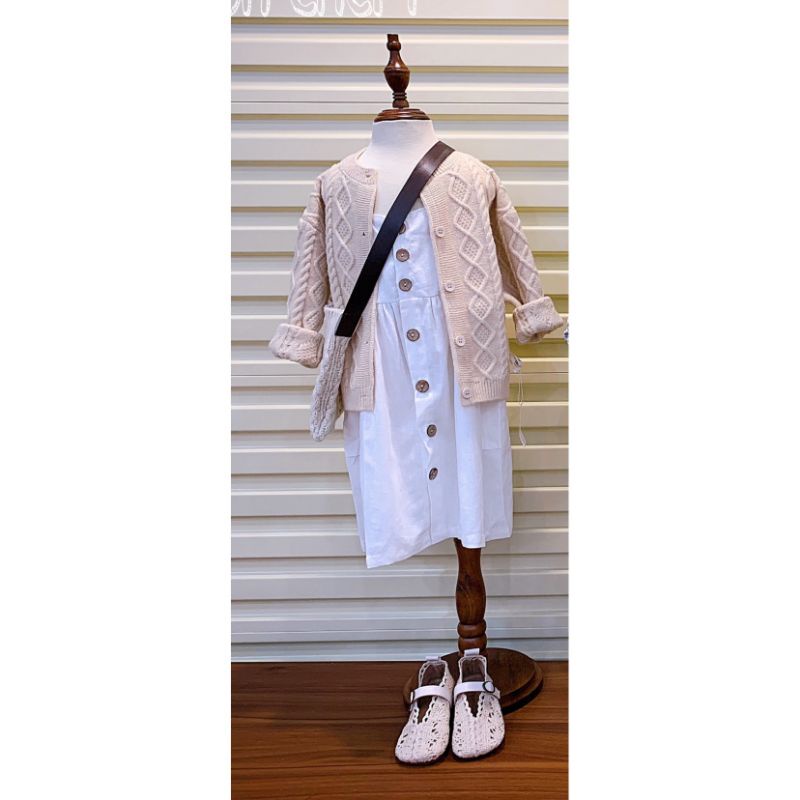 Đầm trắng ZARA cài khuy bé gái, váy xuất dư trẻ em