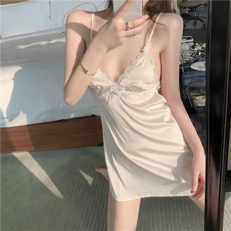 Váy ngủ sexy , đầm ngủ 2 dây vải lụa lạnh phối ren hở lưng gợi cảm 2021 - KNVN02