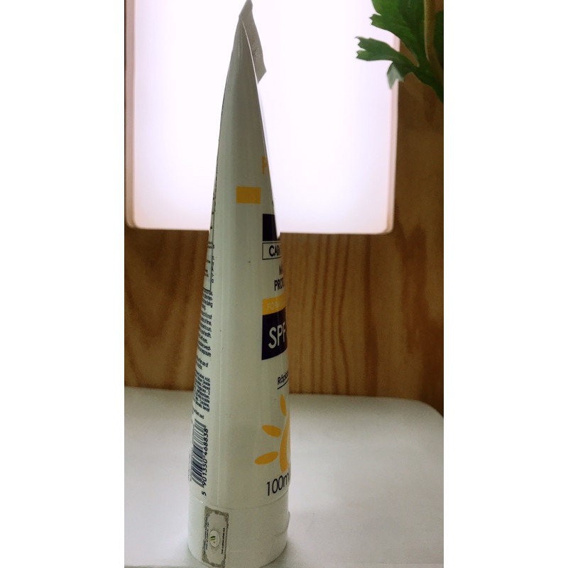 Kem chống nắng DELIA - Kem chống nắng không bóng dầu, giữ ẩm kiềm dầu SPF 50+ | BigBuy360 - bigbuy360.vn