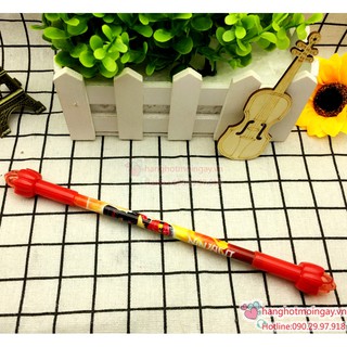 Bút dài dùng để quay N423