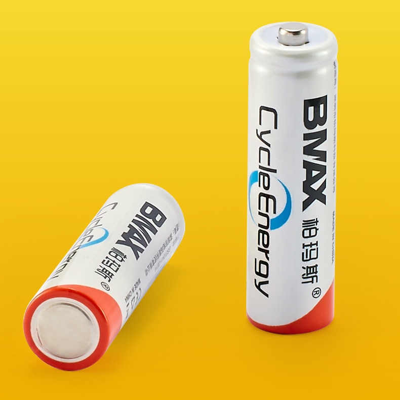 Pin tiểu AA sạc lại Bmax 1300mAh dung lượng thực