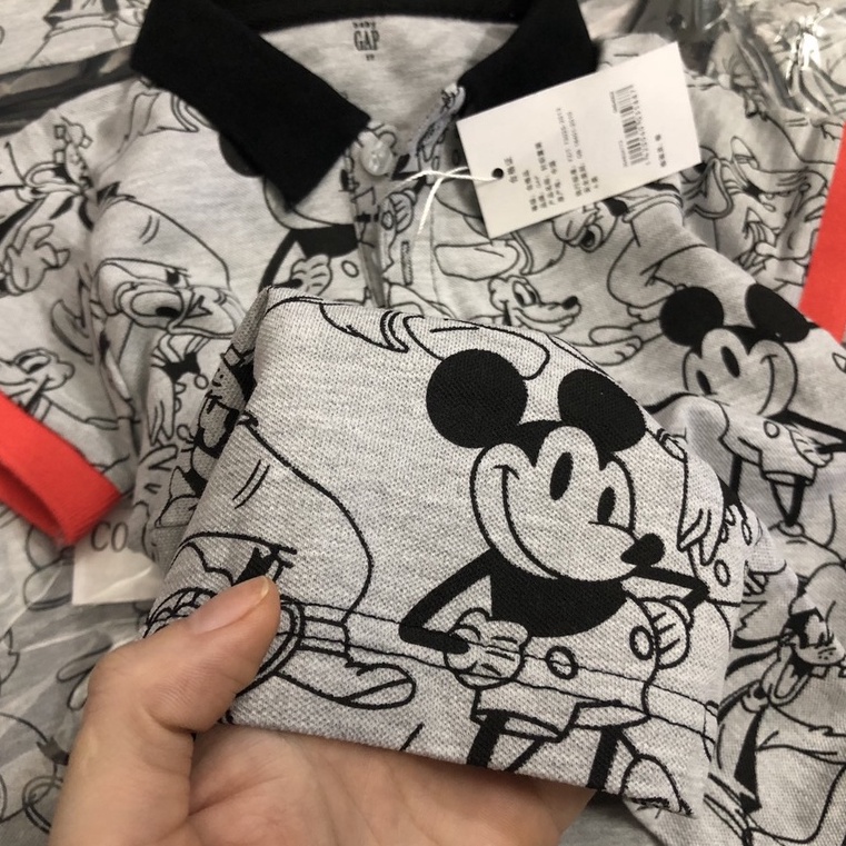 Áo cộc tay bé trai - Áo polo Gap hoạ tiết Mickey màu ghi cho bé trai size 2-6t