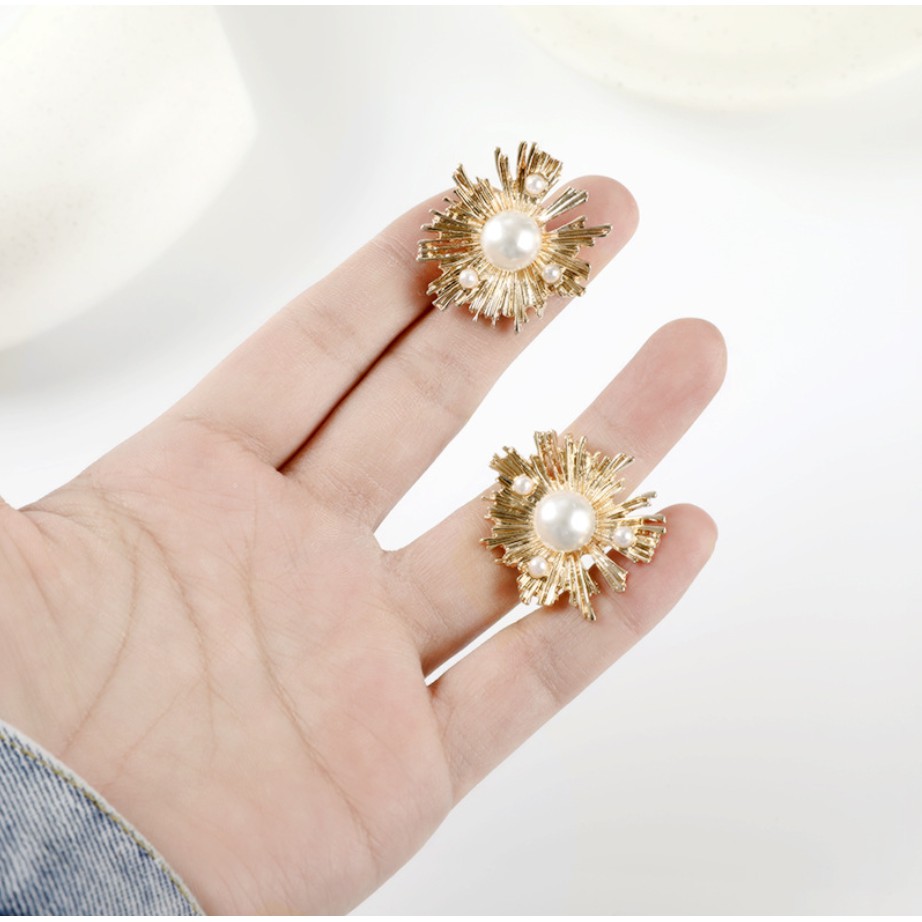 Bông tai nụ thiết kế cường điệu hoa vàng ngọc Hàn Quốc