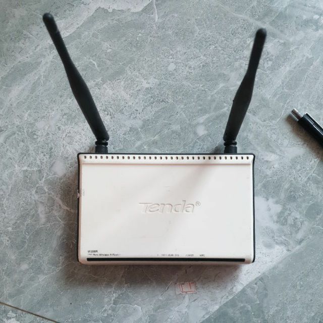 Bộ kích sóng- thu phát wifi tendaW308R