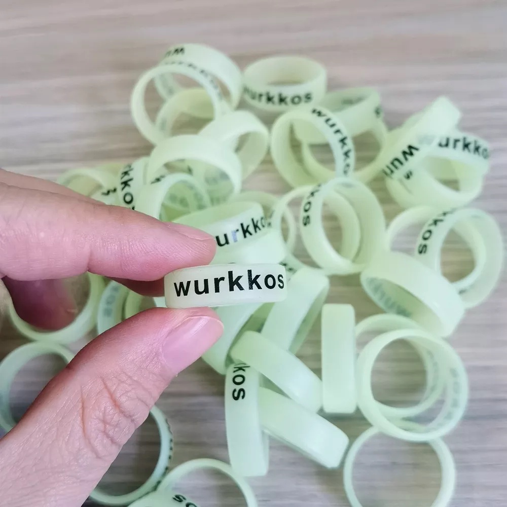 Bộ 2 vòng dạ quang WURKKOS silicon chống trượt 22mm trang trí đa công dụng