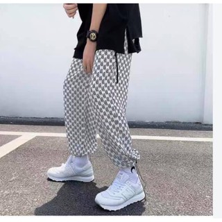 Quần bom hot hit nam nữ đều mặc được