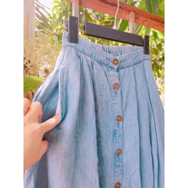 CHÂN VÁY NHẬT JEAN NÚT