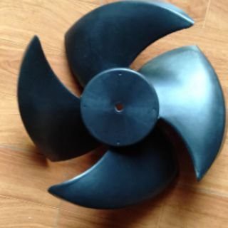 Cánh quạt điều hòa hơi nước đường kính 320.350.400.550 trục 8.10.12.14 chiều thuận ngược. Hàng dày, loại tốt.