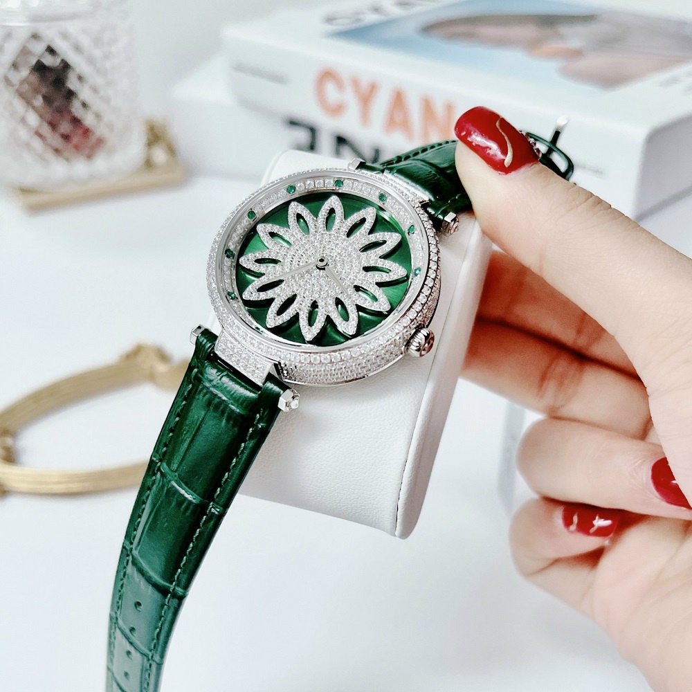 Đồng Hồ Nữ X-Cer Mặt Xoay Dây Da Xanh Lá Chính Hãng 39mm