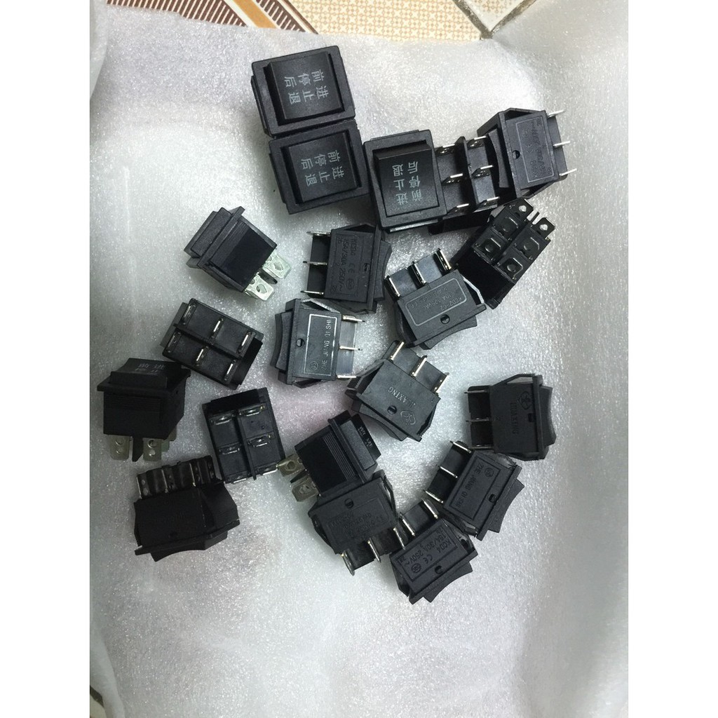 công tắc xe điện trẻ em - công tắc tiền - lùi - 6v - 12v | BigBuy360 - bigbuy360.vn