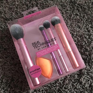 SET CỌ REAL TECHNIQUES/RT EVERYDAY ESSENTIALS