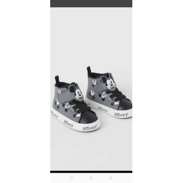 giày mickey cao cổ size 20-21