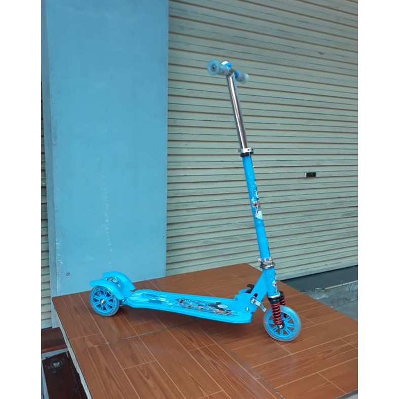 Trượt 3 bánh 2 giảm xóc bánh xe có đèn, điều chỉnh 3 tư thế (Trượt Scooter 2020)