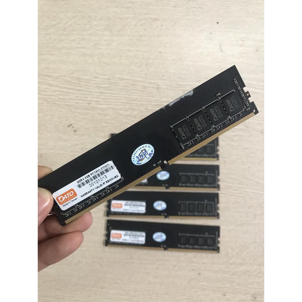 Bộ nhớ trong DDR4 4Gb Bus 2400 hàng chính hãng đã qua sử dụng.
