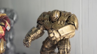 Mô hình Ironman HulkBuster