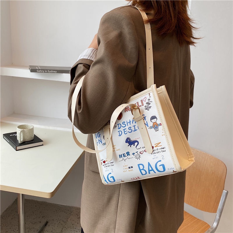 Túi tote đeo vai họa tiết graffiti dễ thương tùy chọn màu sắc