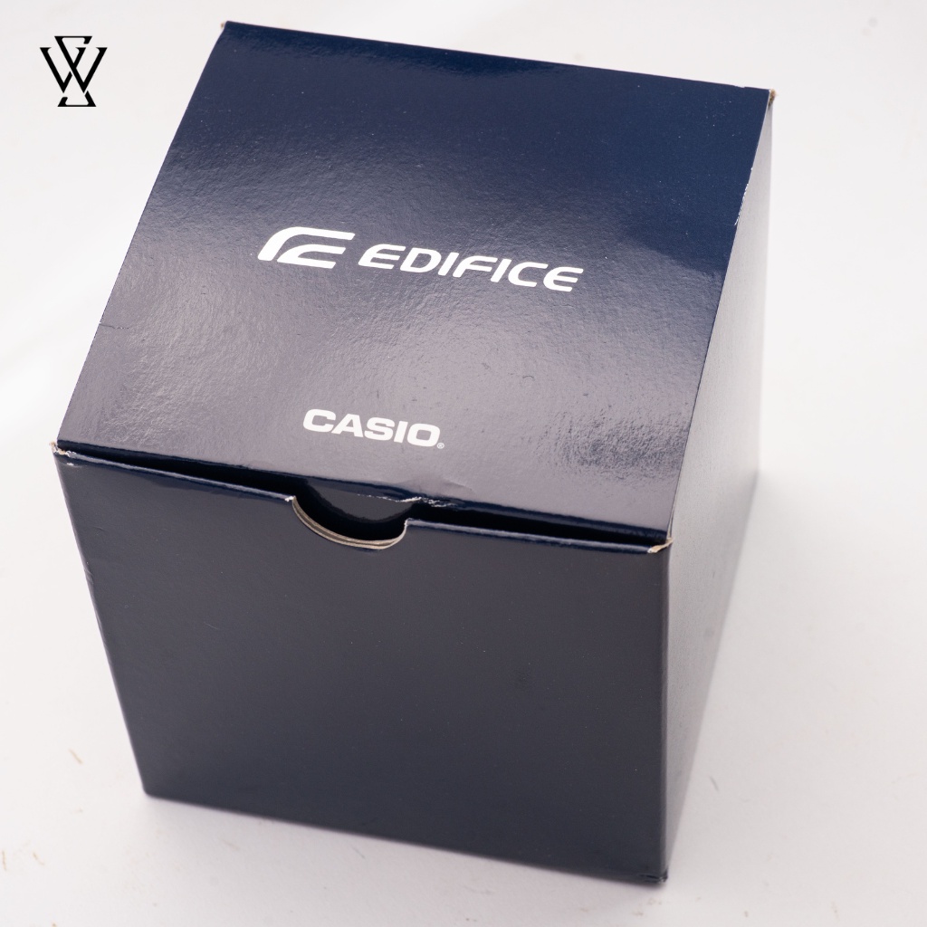 Đồng Hồ Điện Tử Nam Casio Edifice WATCHSTORE ECB-10D-2ADF Thiết Kế Mặt Kính Nhựa 48.5mm, Dây Kim Loại, Vỏ Thép Không Gỉ