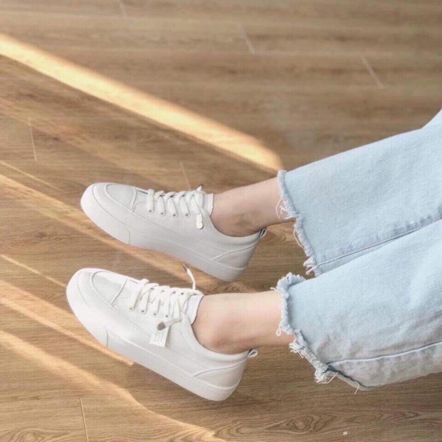 Giầy lười trắng