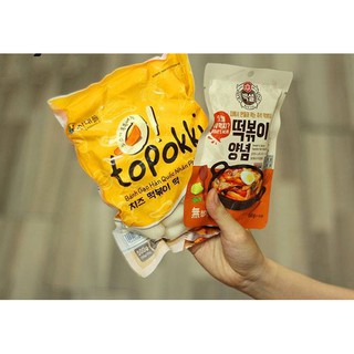 COMBO 500GR BÁNH GẠO NHÂN PHÔ MAI HÀN QUỐC TOPOKKI+ 150GR SỐT TOPOKKI (SP Chính Hãng)