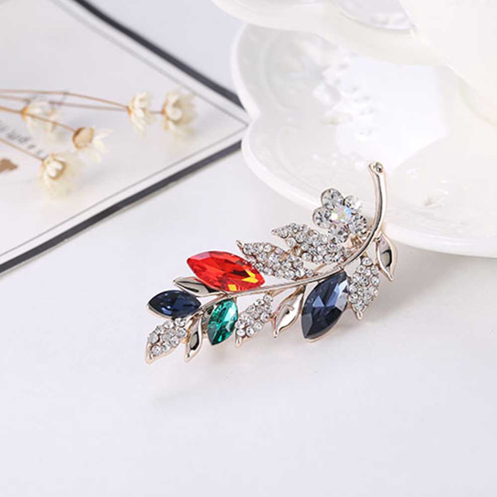 Trâm cài áo hình lá xinh xắn thời trang