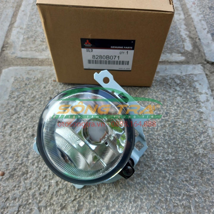 ĐÈN GẦM MITSUBISHI ATTRAGE