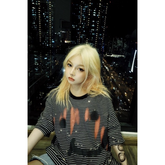 Áo phông ngắn tay kẻ ngang form rộng Unisex T61